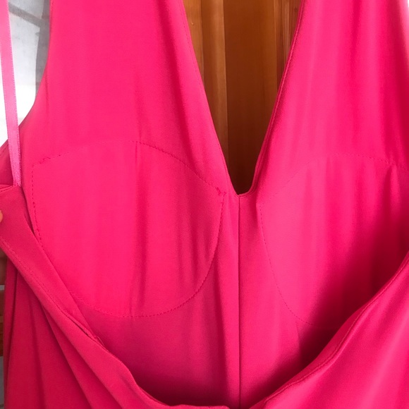 Pink magenta halter dress as new size 4, roomy Ralph Lauren . Lined. - Picture 6 of 8